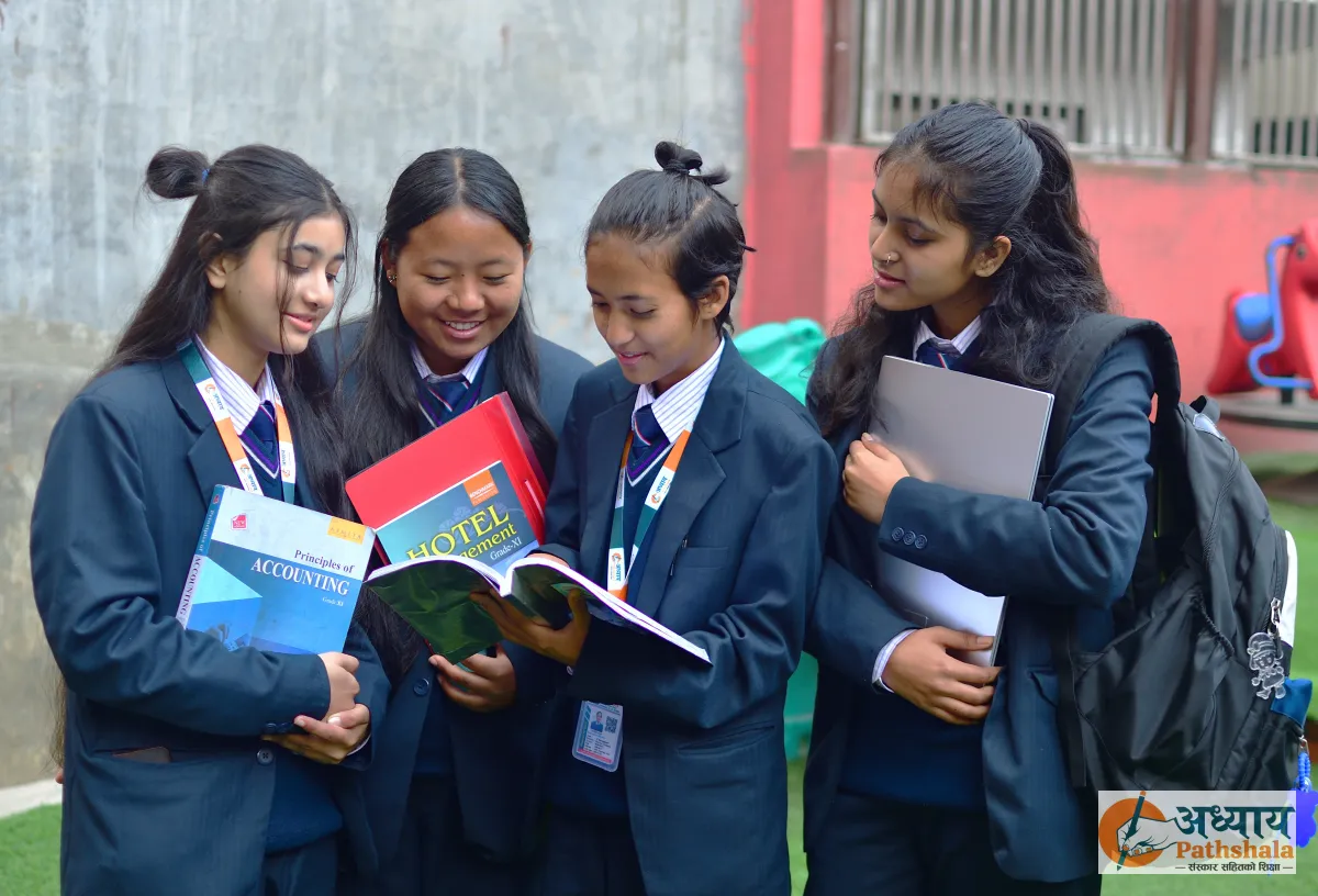 Students Learning at Adhayaya Pathsal